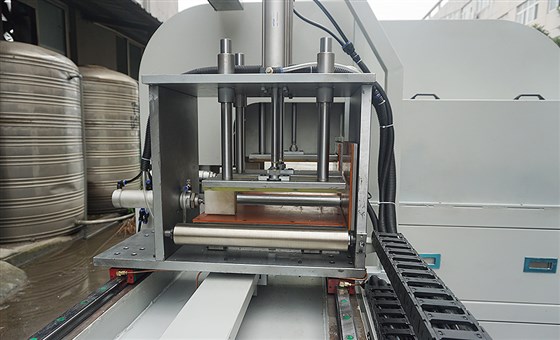 大型鋁型材切割機