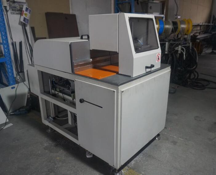 【無錫】半自動切鋁機什么牌子好？亞太航空選擇鄧氏機械