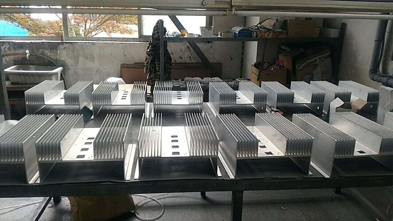 鋁材切割機DS-A600鋸切400*170mm大散熱器，無毛刺【蘇州】