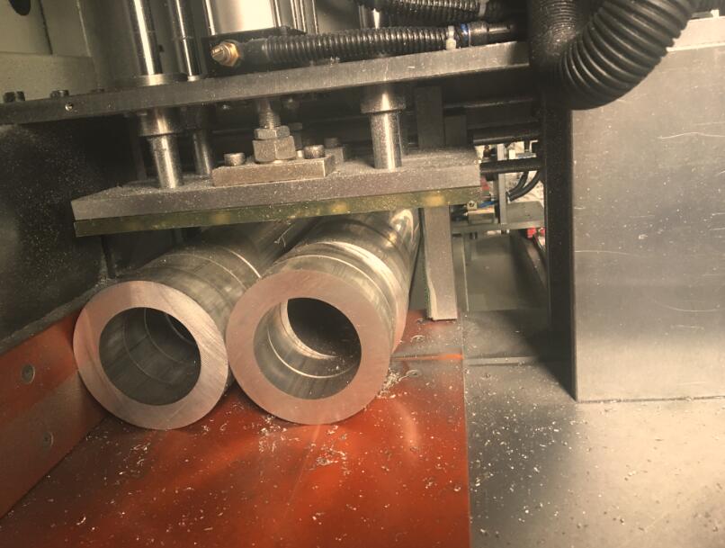 【常州】用上了鄧氏DS-A400全自動切鋁機，多虧了朋友介紹